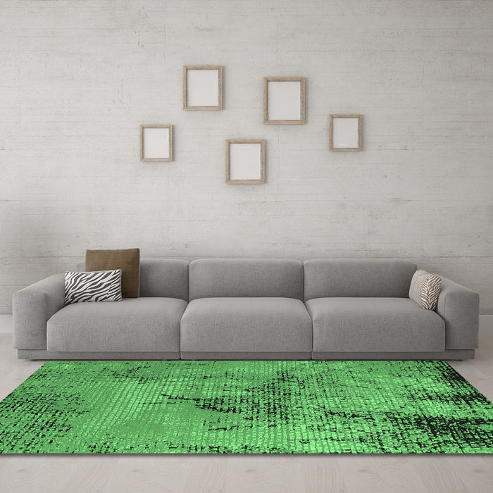 Machine Washable Oriental Emerald Green Industrial Area Rugs in a Living Room,, wshurb2787emgrn