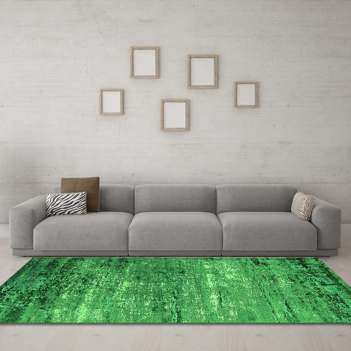 Machine Washable Oriental Green Industrial Area Rugs in a Living Room,, wshurb2789grn