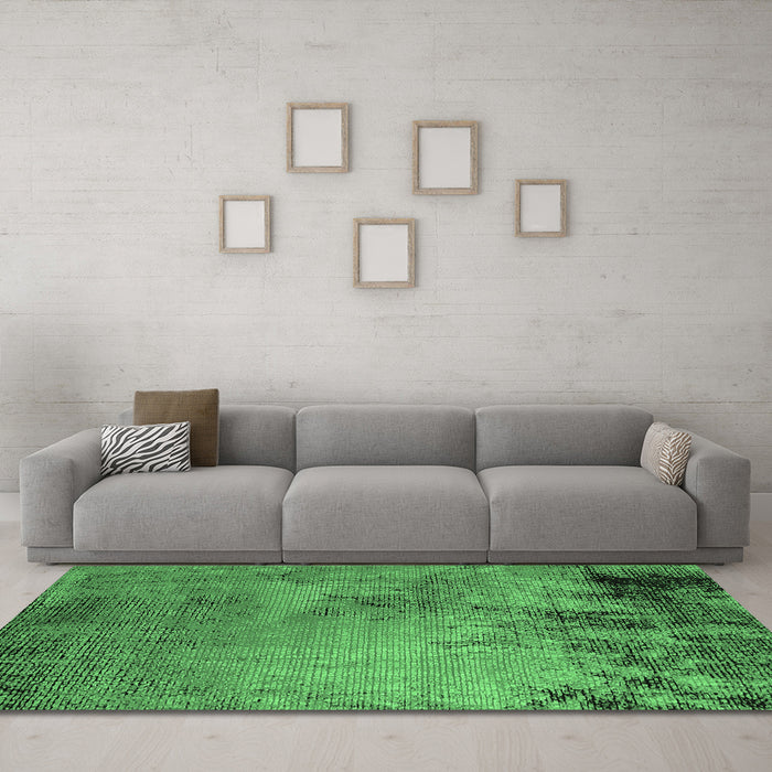 Machine Washable Oriental Emerald Green Industrial Area Rugs in a Living Room,, wshurb2790emgrn