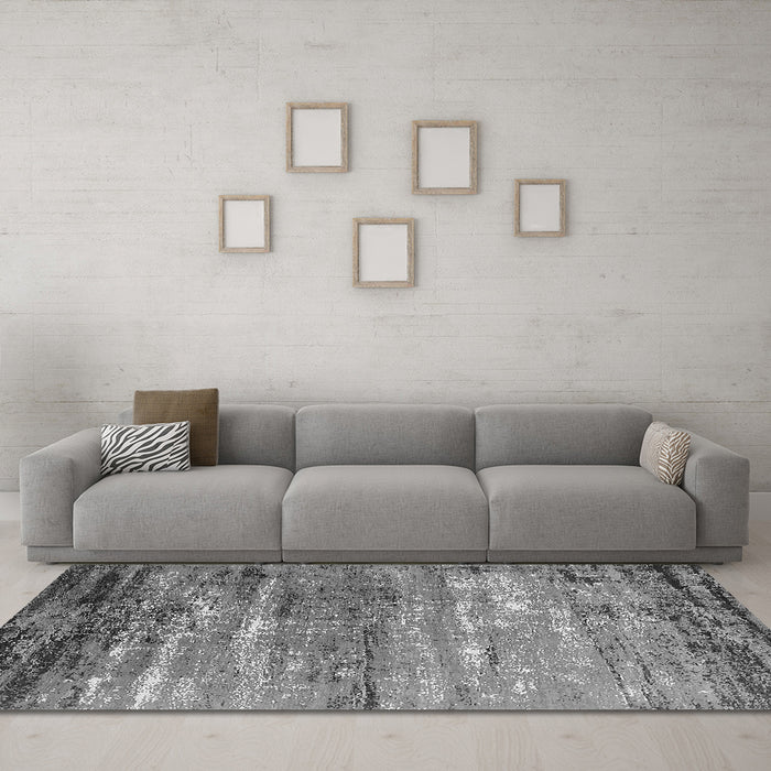 Machine Washable Oriental Gray Industrial Rug in a Living Room,, wshurb2792gry