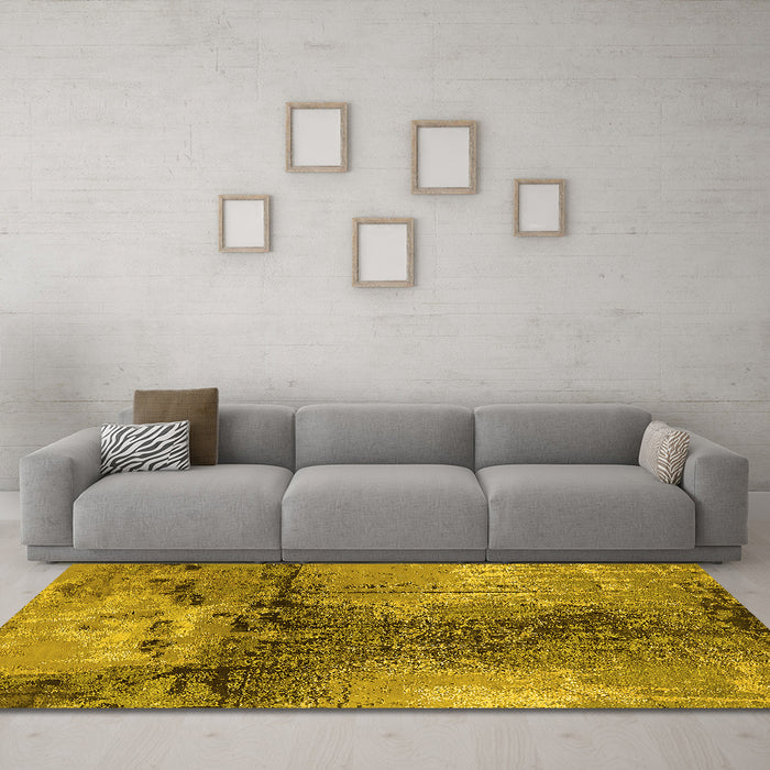 Machine Washable Oriental Yellow Industrial Rug in a Living Room, wshurb2793yw