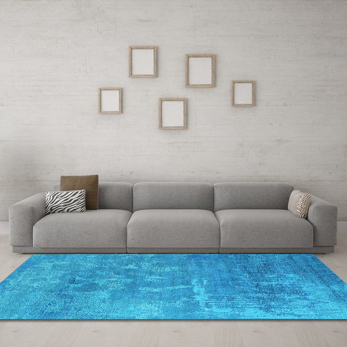 Machine Washable Oriental Light Blue Industrial Rug in a Living Room, wshurb2795lblu