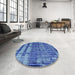 Round Mid-Century Modern Blue Oriental Rug in a Office, urb2798