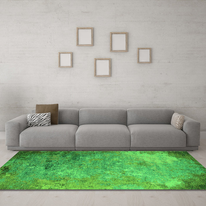 Machine Washable Oriental Green Industrial Area Rugs in a Living Room,, wshurb2800grn