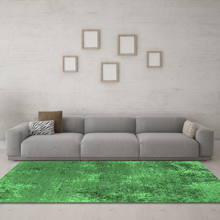 Machine Washable Oriental Emerald Green Industrial Area Rugs in a Living Room,, wshurb2804emgrn
