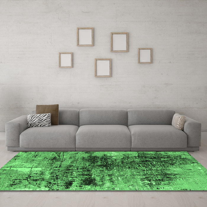 Machine Washable Oriental Emerald Green Industrial Area Rugs in a Living Room,, wshurb2805emgrn
