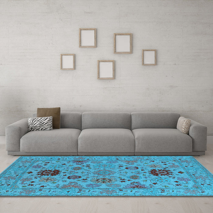 Machine Washable Oriental Light Blue Industrial Rug in a Living Room, wshurb2811lblu