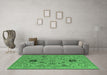 Machine Washable Oriental Emerald Green Industrial Area Rugs in a Living Room,, wshurb2811emgrn