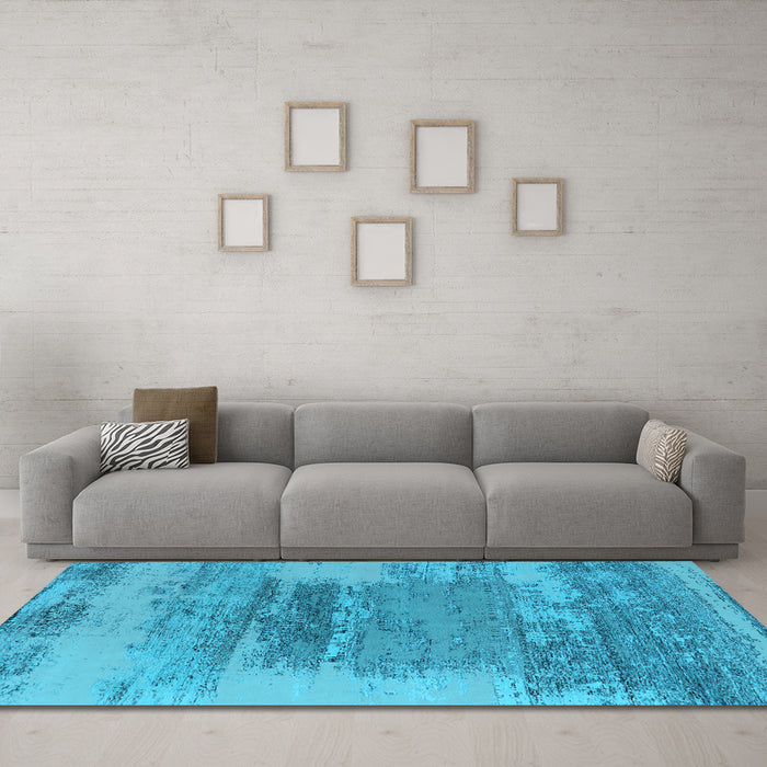 Machine Washable Oriental Light Blue Industrial Rug in a Living Room, wshurb2815lblu