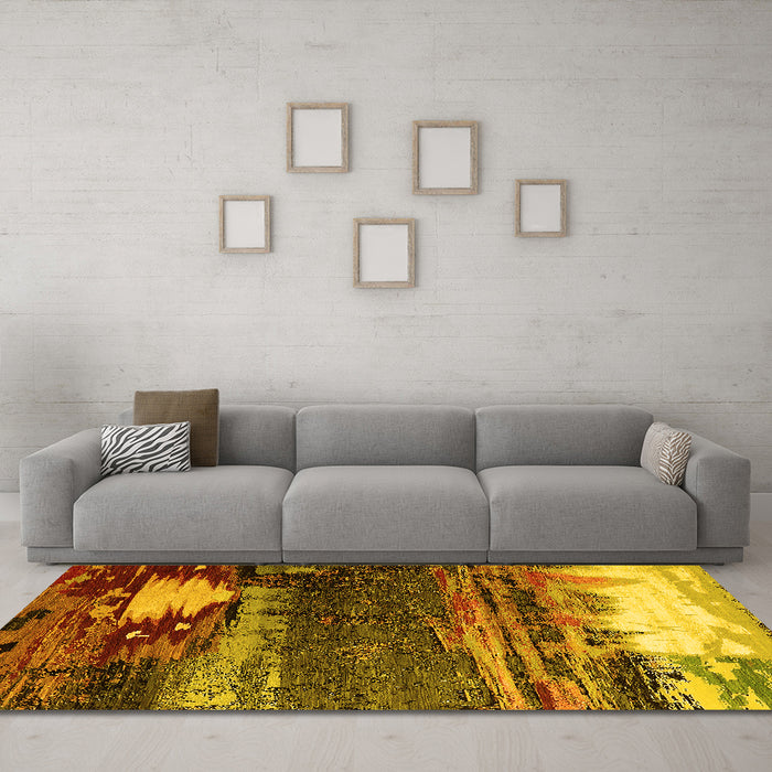 Machine Washable Oriental Yellow Industrial Rug in a Living Room, wshurb2816yw