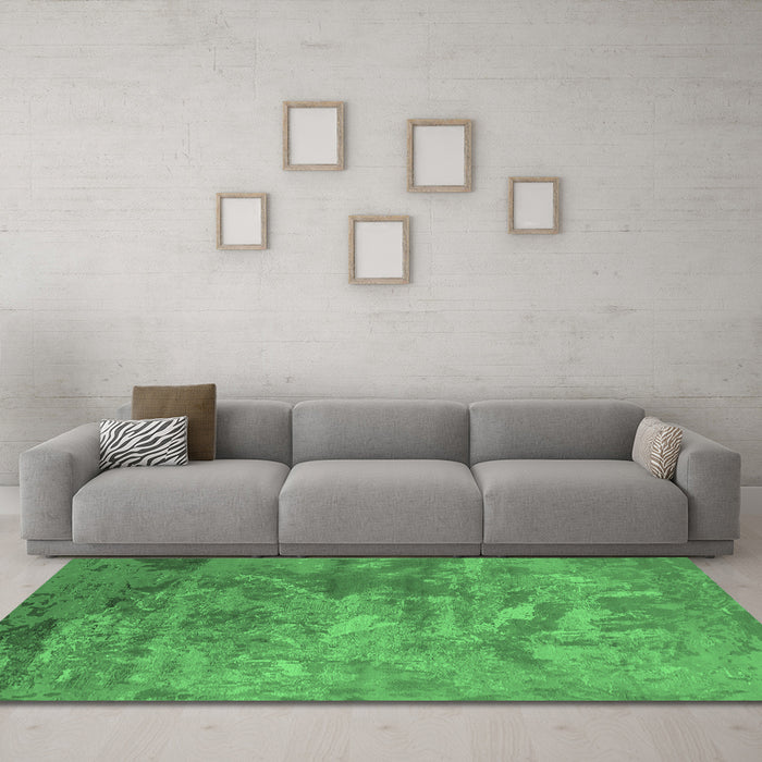 Machine Washable Oriental Emerald Green Industrial Area Rugs in a Living Room,, wshurb2817emgrn