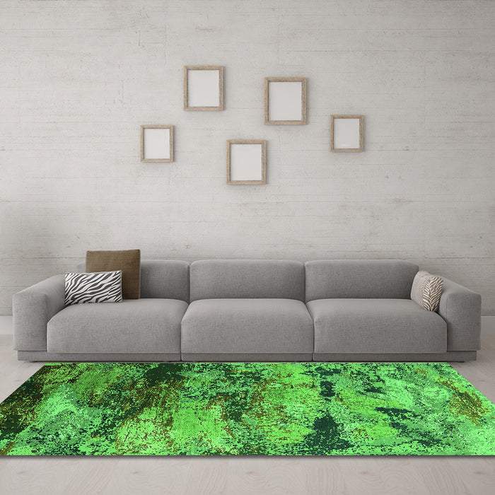 Machine Washable Oriental Green Industrial Area Rugs in a Living Room,, wshurb2820grn