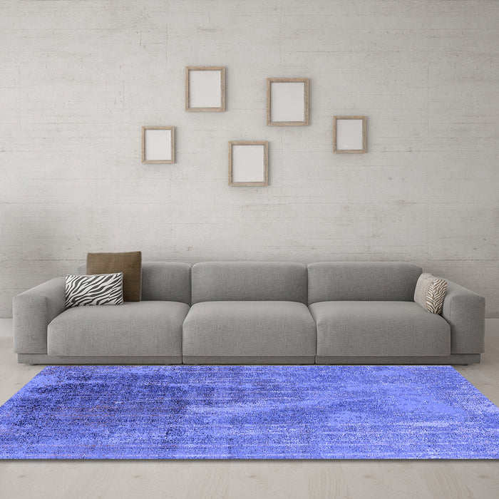 Machine Washable Oriental Blue Industrial Rug in a Living Room, wshurb2823blu