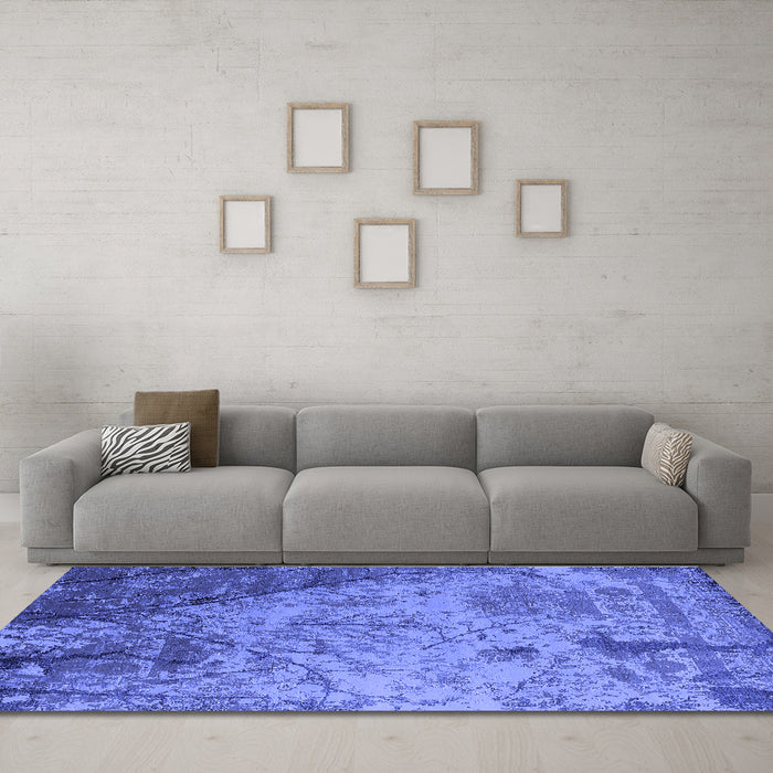 Machine Washable Oriental Blue Industrial Rug in a Living Room, wshurb2824blu