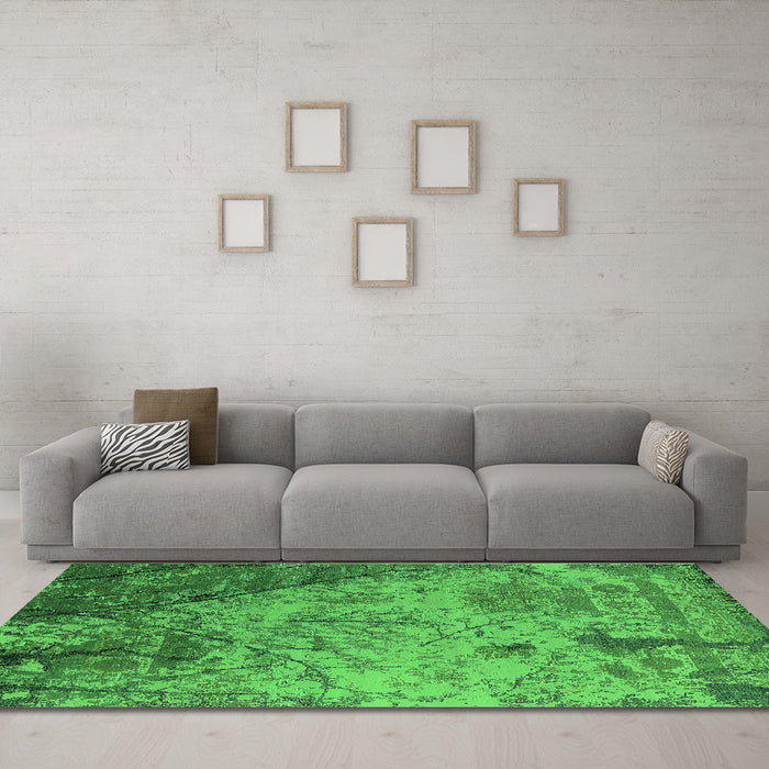 Machine Washable Oriental Green Industrial Area Rugs in a Living Room,, wshurb2824grn