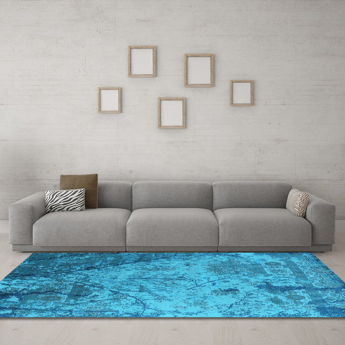 Machine Washable Oriental Light Blue Industrial Rug in a Living Room, wshurb2824lblu