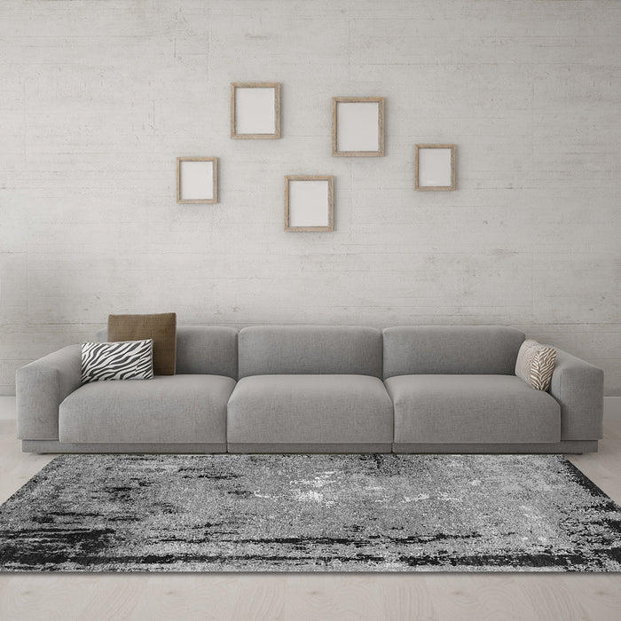 Machine Washable Oriental Gray Industrial Rug in a Living Room,, wshurb2825gry