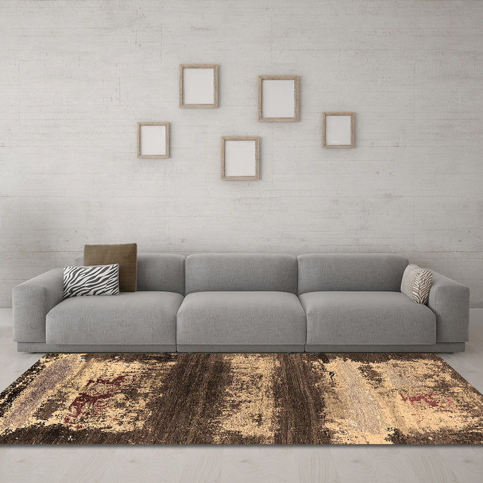 Machine Washable Oriental Brown Industrial Rug in a Living Room,, wshurb2827brn