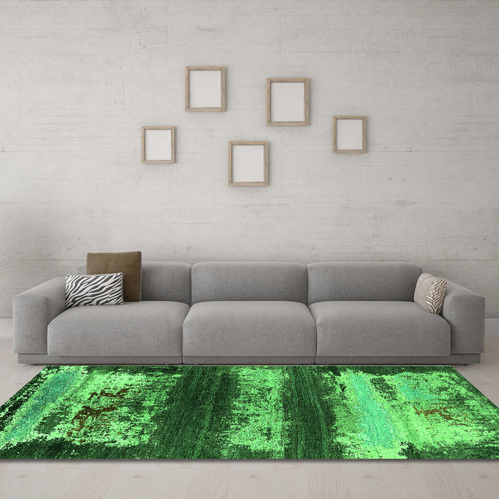 Machine Washable Oriental Green Industrial Area Rugs in a Living Room,, wshurb2827grn