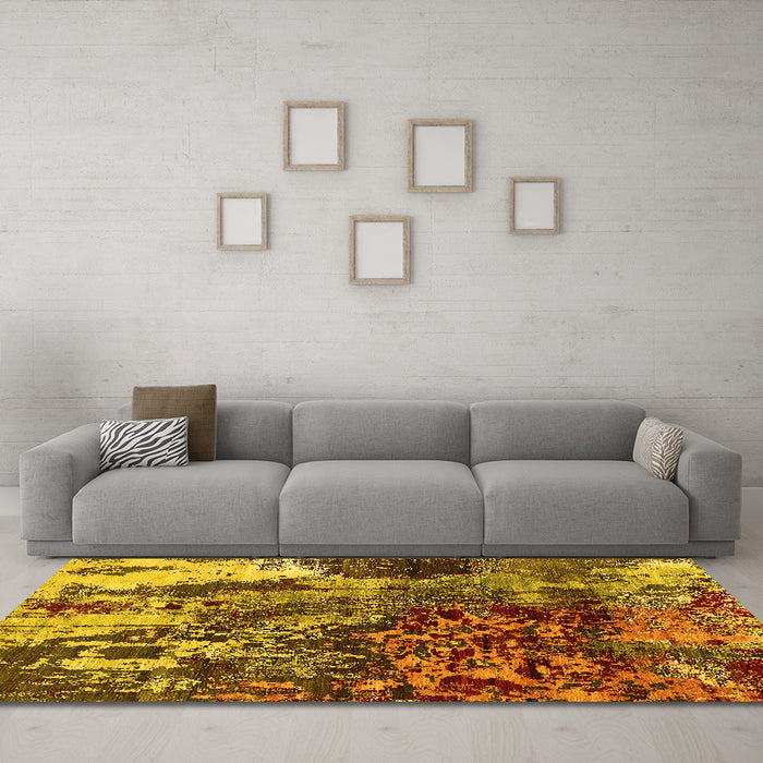 Machine Washable Oriental Yellow Industrial Rug in a Living Room, wshurb2829yw