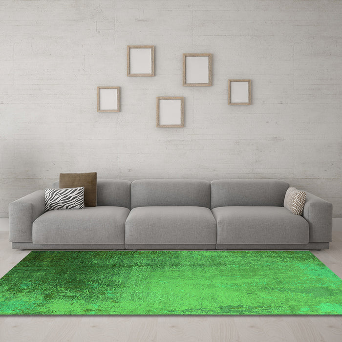 Machine Washable Oriental Green Industrial Area Rugs in a Living Room,, wshurb2832grn