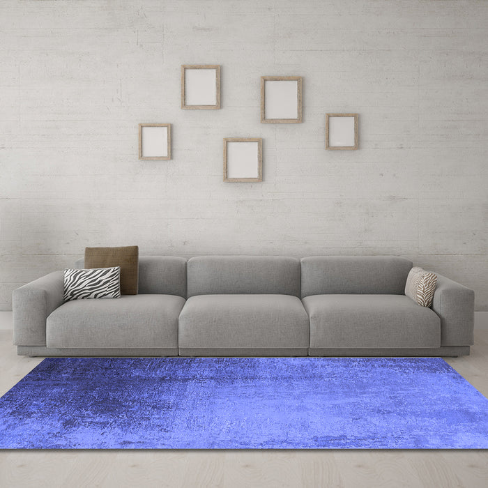Machine Washable Oriental Blue Industrial Rug in a Living Room, wshurb2832blu