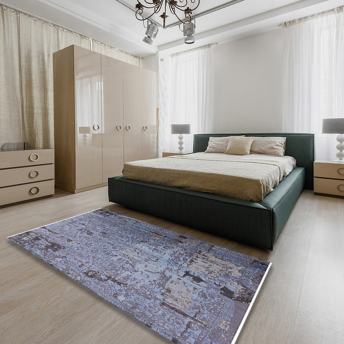 Mid-Century Modern Columbia Blue Oriental Rug in a Bedroom, urb2834
