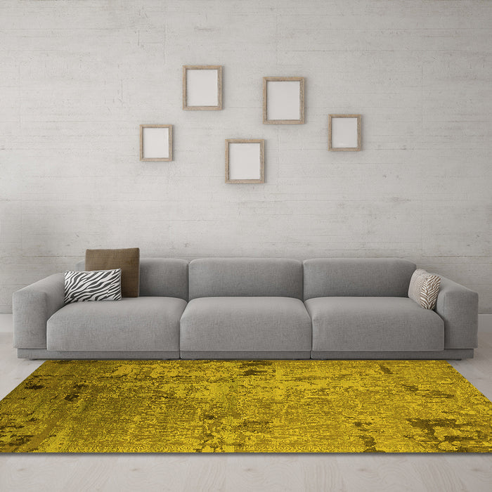 Machine Washable Oriental Yellow Industrial Rug in a Living Room, wshurb2834yw