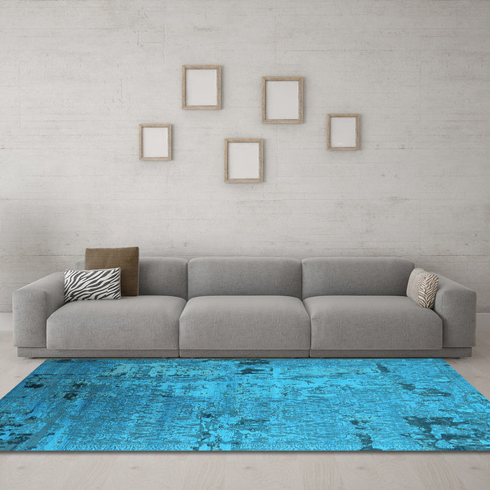Machine Washable Oriental Light Blue Industrial Rug in a Living Room, wshurb2834lblu