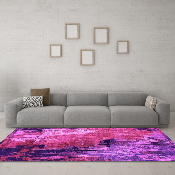 Machine Washable Oriental Pink Industrial Rug in a Living Room, wshurb2835pnk