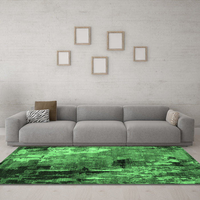 Machine Washable Oriental Emerald Green Industrial Area Rugs in a Living Room,, wshurb2835emgrn