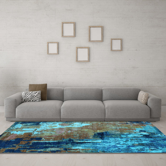Machine Washable Oriental Light Blue Industrial Rug in a Living Room, wshurb2835lblu