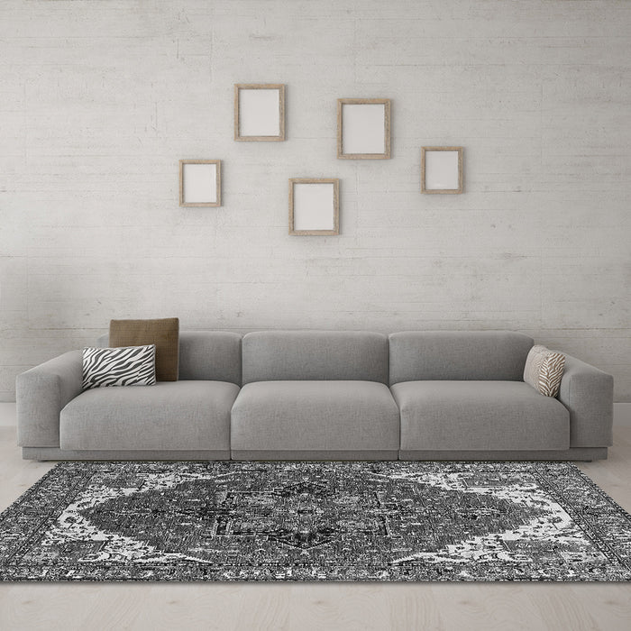 Machine Washable Persian Gray Traditional Rug in a Living Room,, wshurb2839gry