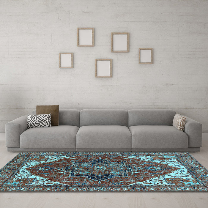 Machine Washable Persian Light Blue Traditional Rug in a Living Room, wshurb2839lblu