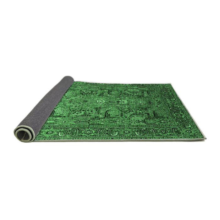 Sideview of Oriental Emerald Green Traditional Rug, urb2840emgrn