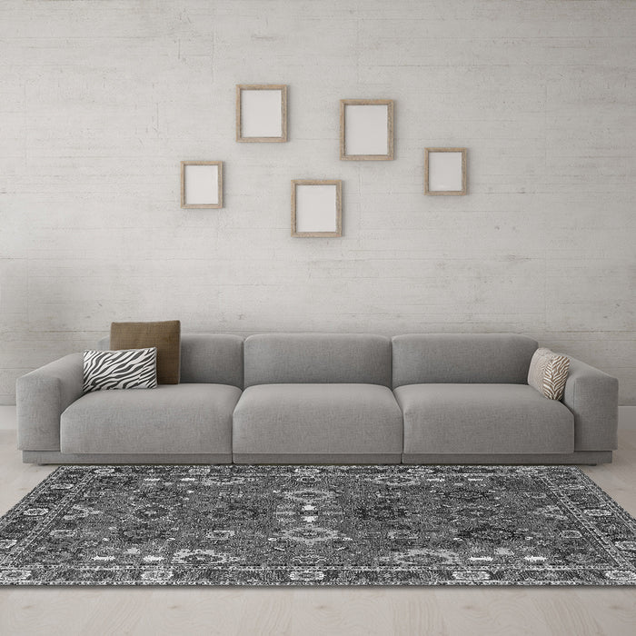 Machine Washable Oriental Gray Industrial Rug in a Living Room,, wshurb2842gry