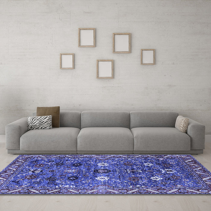 Machine Washable Oriental Blue Traditional Rug in a Living Room, wshurb2843blu