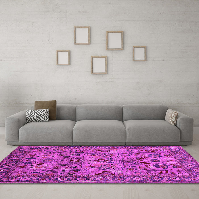 Machine Washable Oriental Pink Traditional Rug in a Living Room, wshurb2844pnk