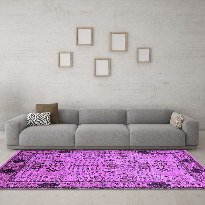 Machine Washable Oriental Purple Traditional Area Rugs in a Living Room, wshurb2852pur