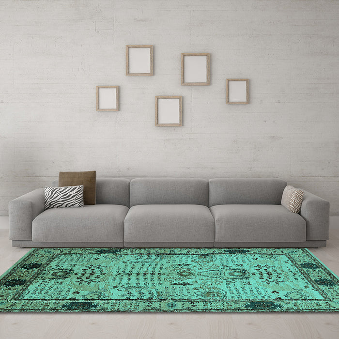 Machine Washable Oriental Turquoise Traditional Area Rugs in a Living Room,, wshurb2852turq