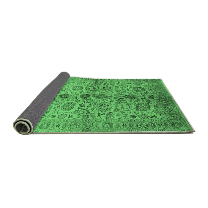 Sideview of Oriental Emerald Green Traditional Rug, urb2853emgrn