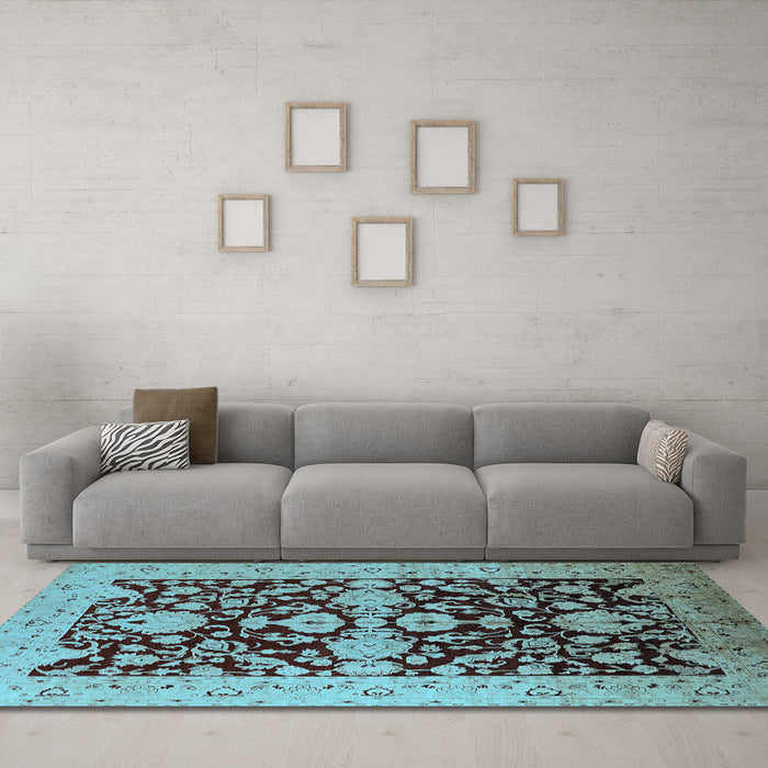 Machine Washable Oriental Light Blue Traditional Rug in a Living Room, wshurb2854lblu