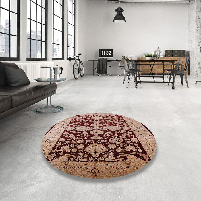 Round Mid-Century Modern Saffron Red Oriental Rug in a Office, urb2854