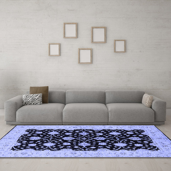 Machine Washable Oriental Blue Traditional Rug in a Living Room, wshurb2857blu