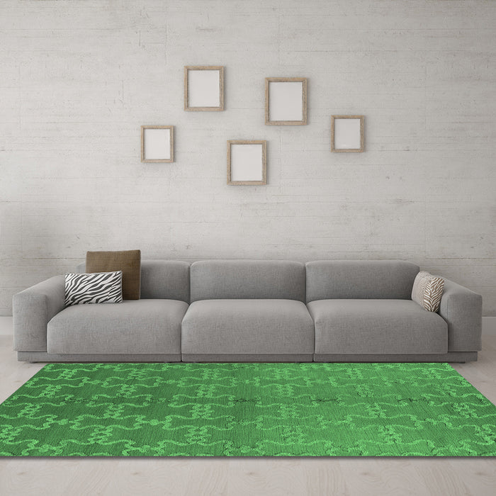 Machine Washable Oriental Emerald Green Industrial Area Rugs in a Living Room,, wshurb2858emgrn