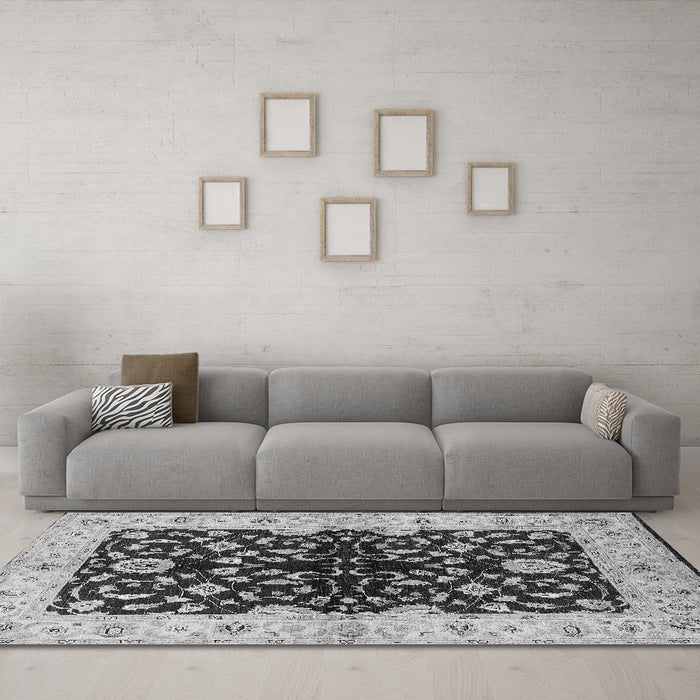 Machine Washable Oriental Gray Industrial Rug in a Living Room,, wshurb2863gry