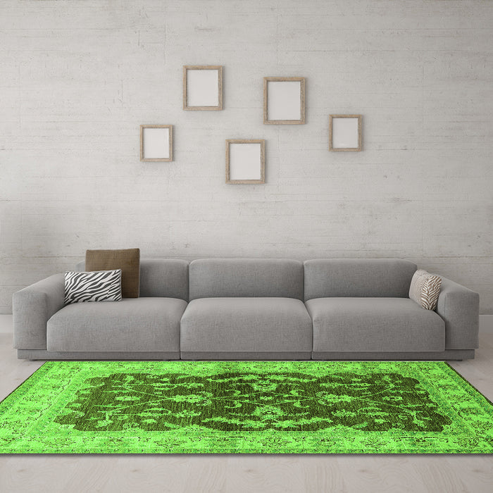 Machine Washable Oriental Green Industrial Area Rugs in a Living Room,, wshurb2864grn