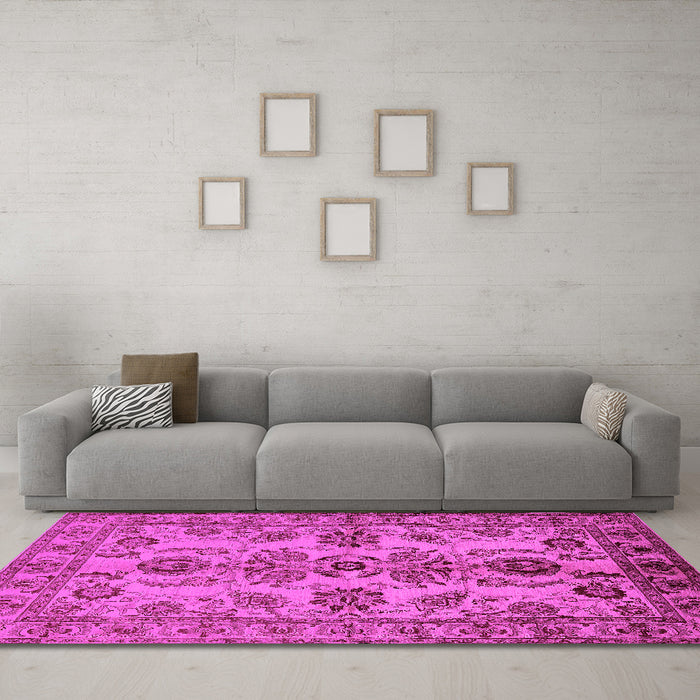 Machine Washable Oriental Pink Industrial Rug in a Living Room, wshurb2870pnk