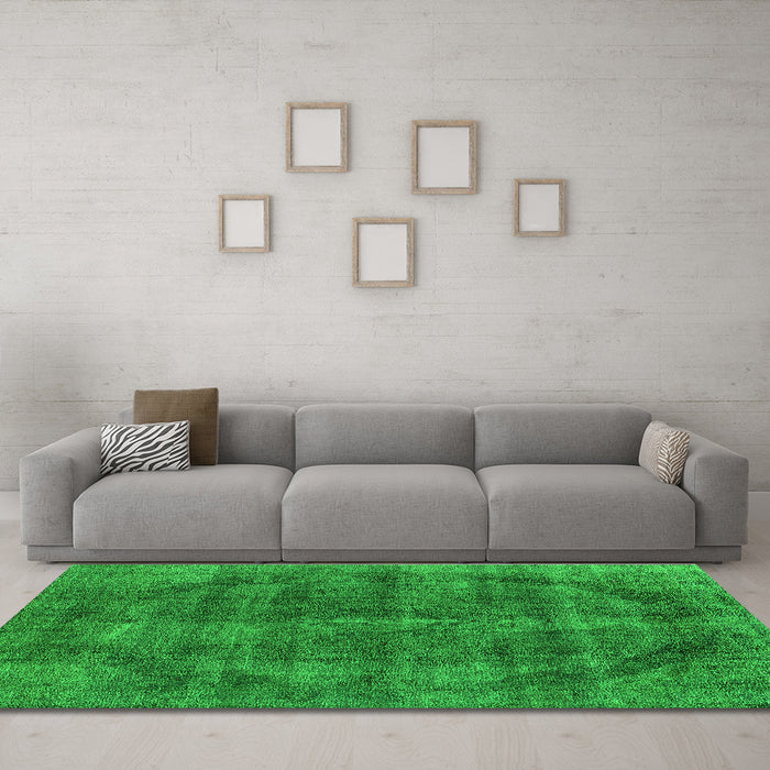 Machine Washable Oriental Green Industrial Area Rugs in a Living Room,, wshurb2874grn