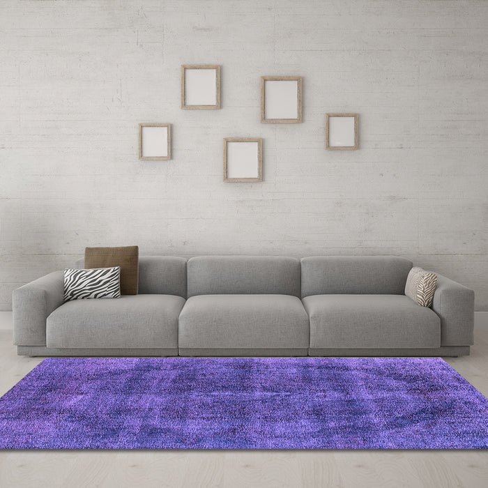 Machine Washable Oriental Purple Industrial Area Rugs in a Living Room, wshurb2874pur